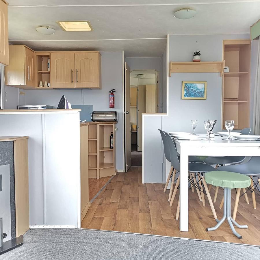 No99 Static Caravan Widemouth Fields 3 Mins From Beach Hotell Poundstock Exteriör bild